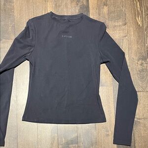 Dfyne Origin Long Sleeve Top